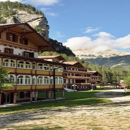 Un Soffio D'aria Sulle Dolomiti Διαμέρισμα Chiapuzza